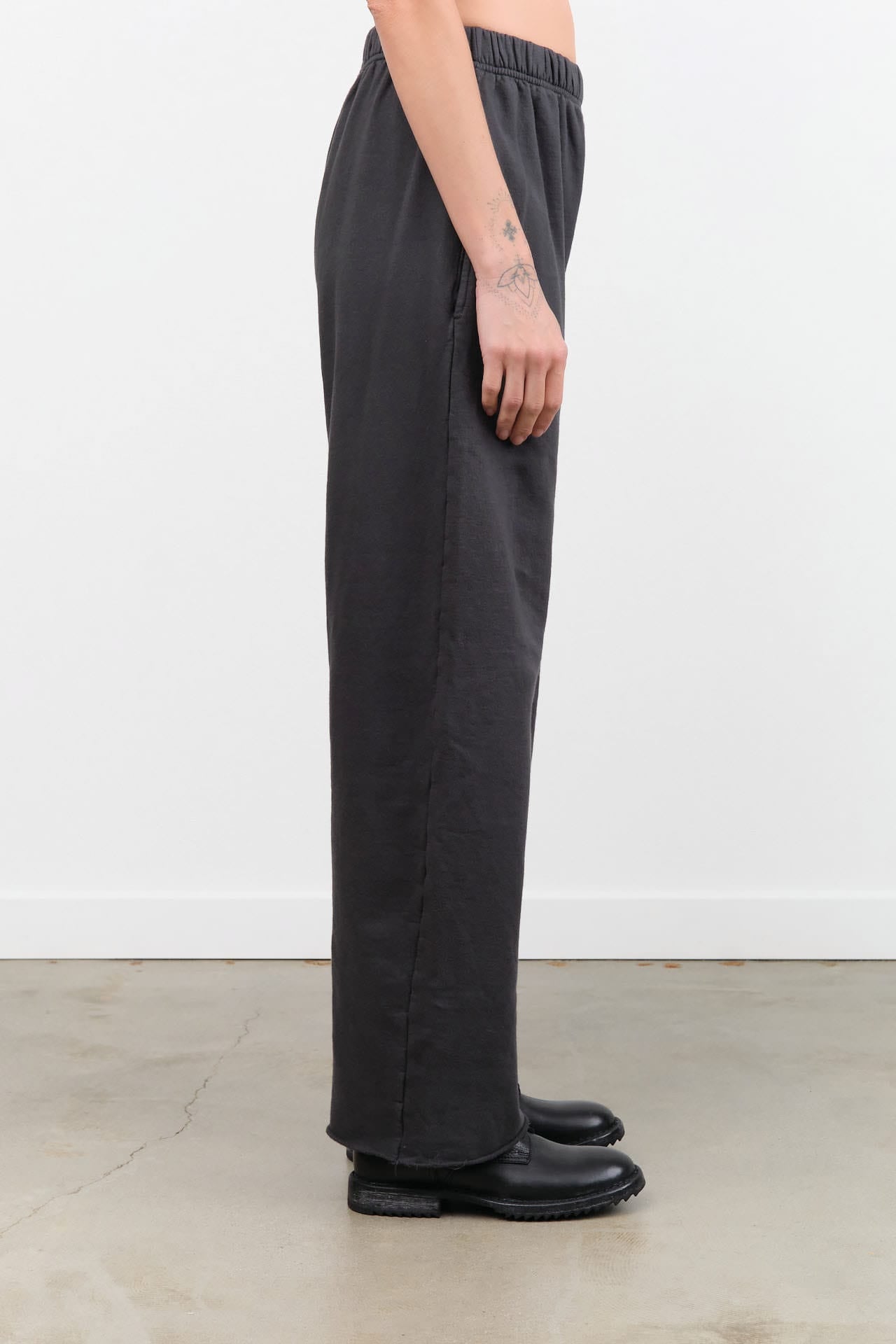 Wol Hide Apparel Womens Lounge Easy Sweatpant in Mineral