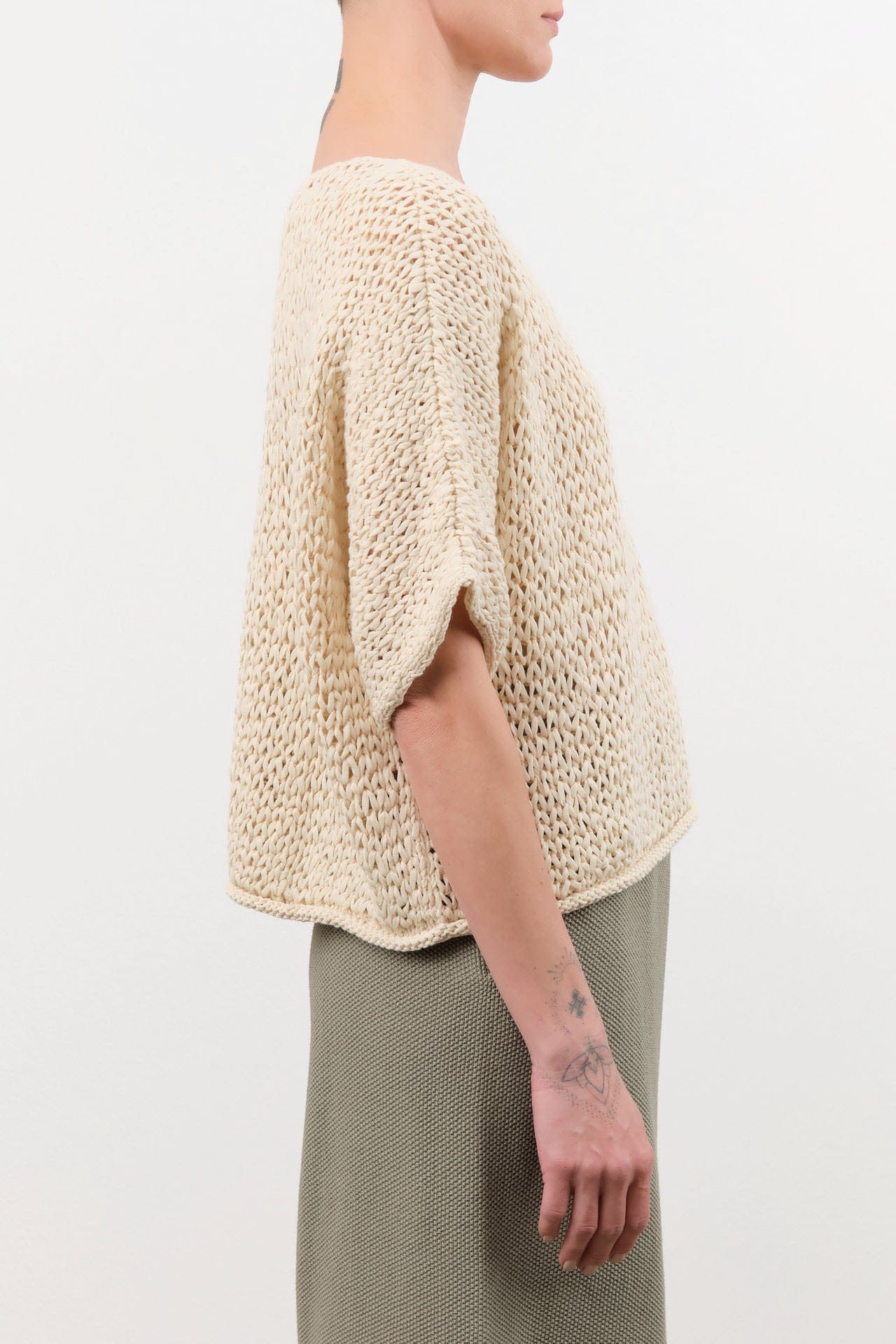 Wol Hide Apparel Womens Sweaters Handknit Tee