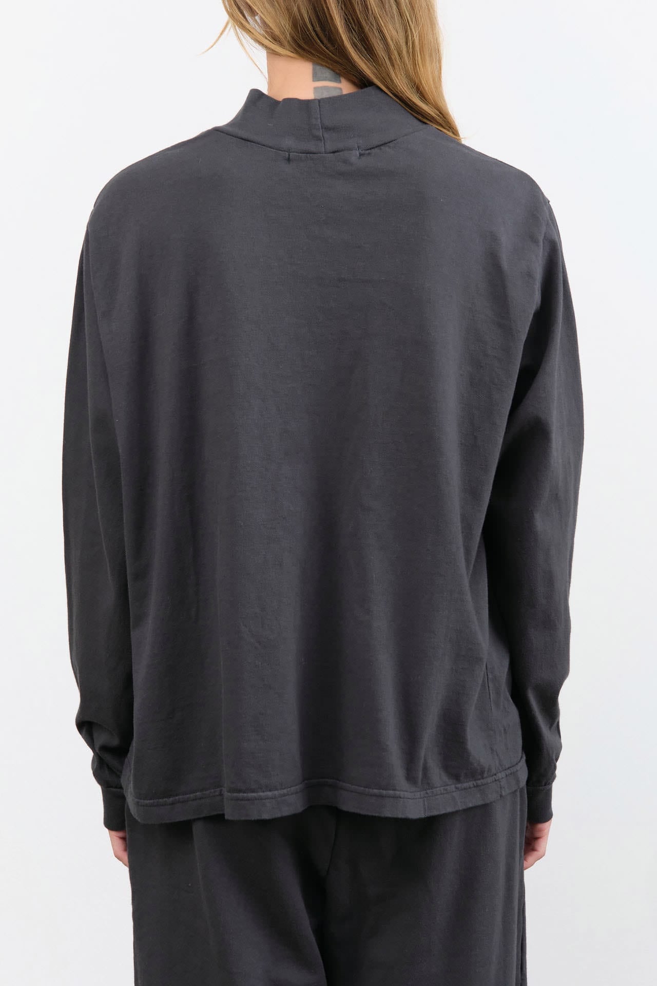 Wol Hide Apparel Womens Tees Loose Mockneck