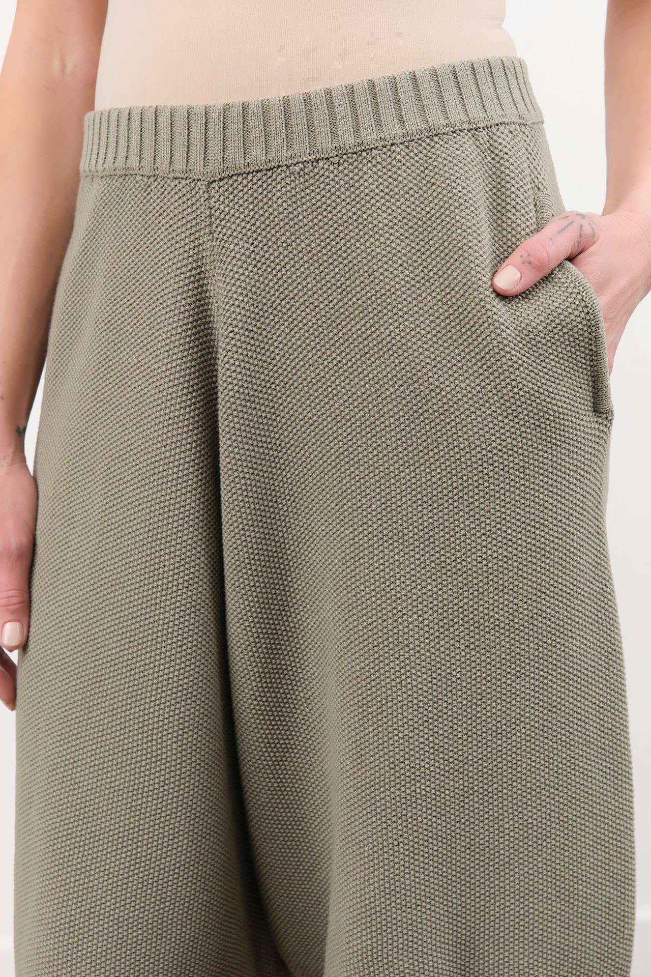 Wol Hide Apparel Womens Shorts Seed Shorts