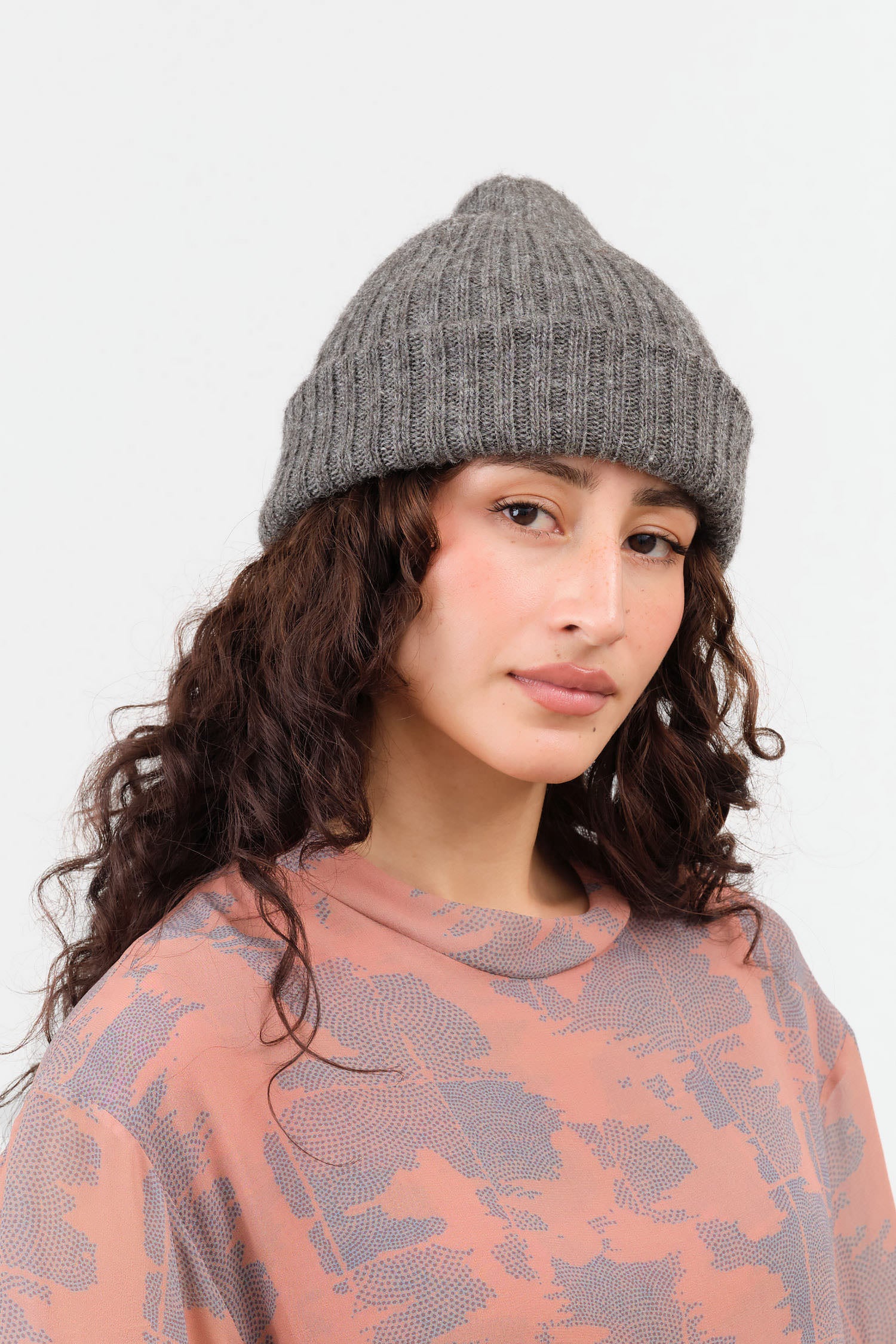 Wol Hide Skinny Rib Hat in Charcoal