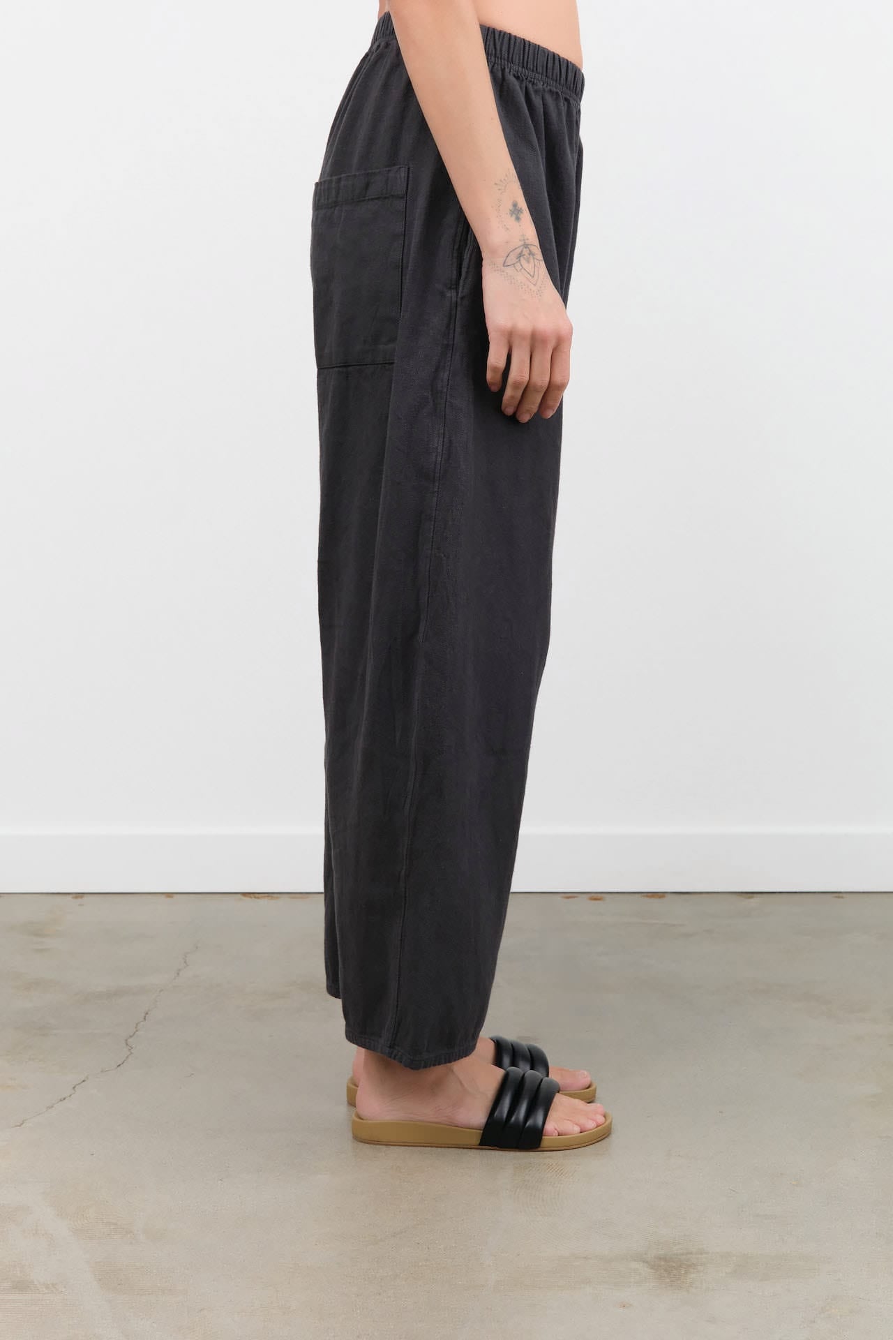 Wol Hide Apparel Womens Pants Wide Twill Trouser in Mineral