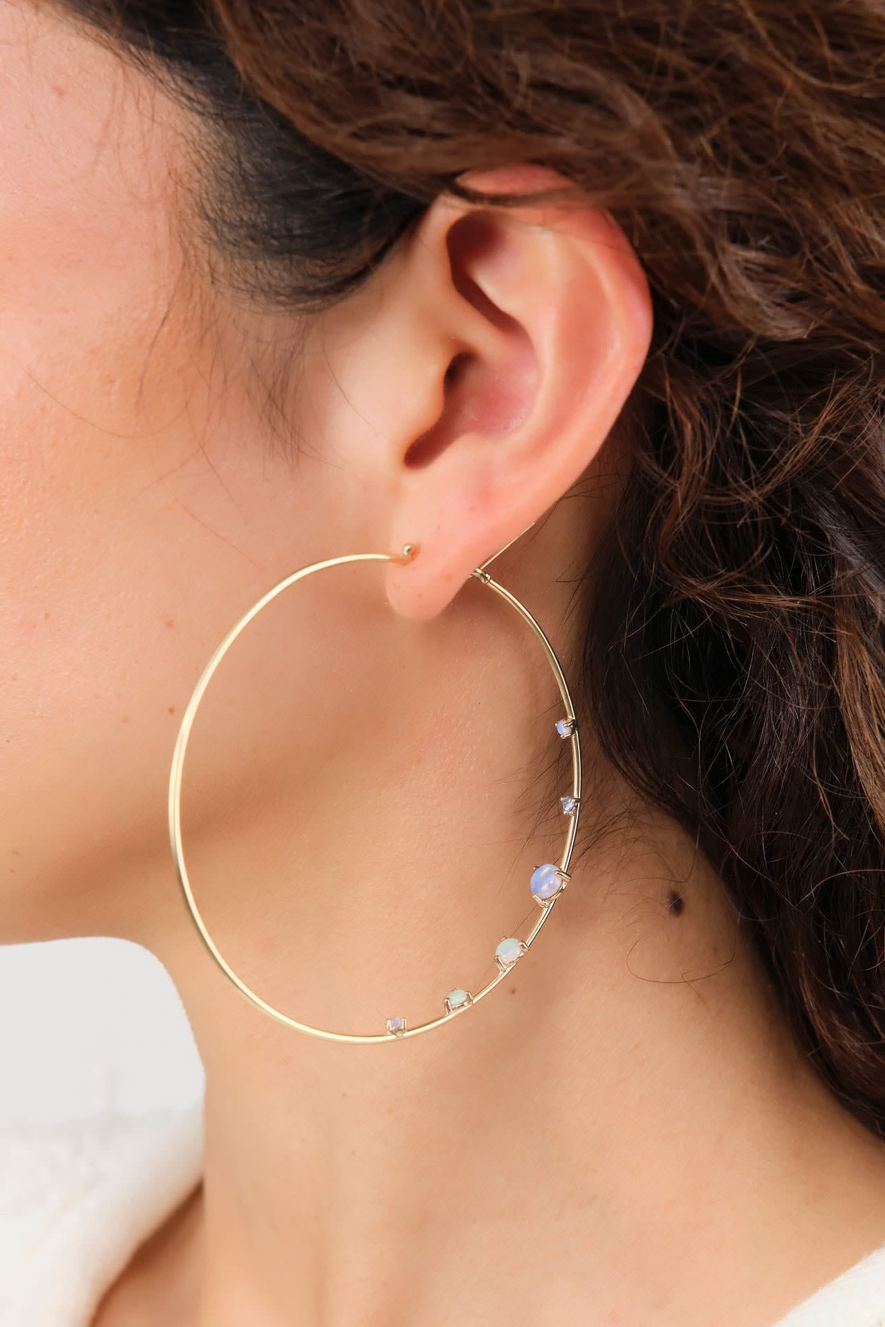 WWAKE Jewelry Earrings Medium Counting Hoops Australian Opal and Sapphire / Pair