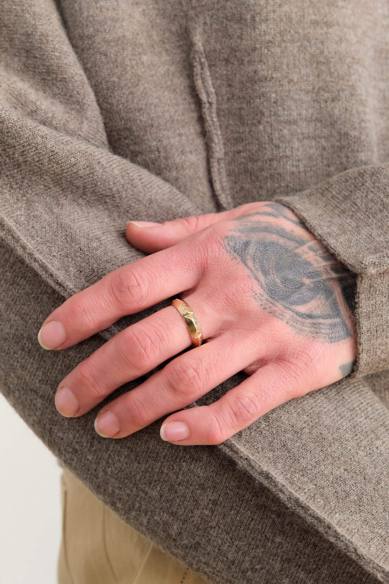 Young In The Mountains Jewelry Rings Large Helena Ring 14K Yellow Gold / 8