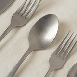 Farmhouse Pottery Home Kitchen Utensils Woodstock 5-Piece Flatware Set
