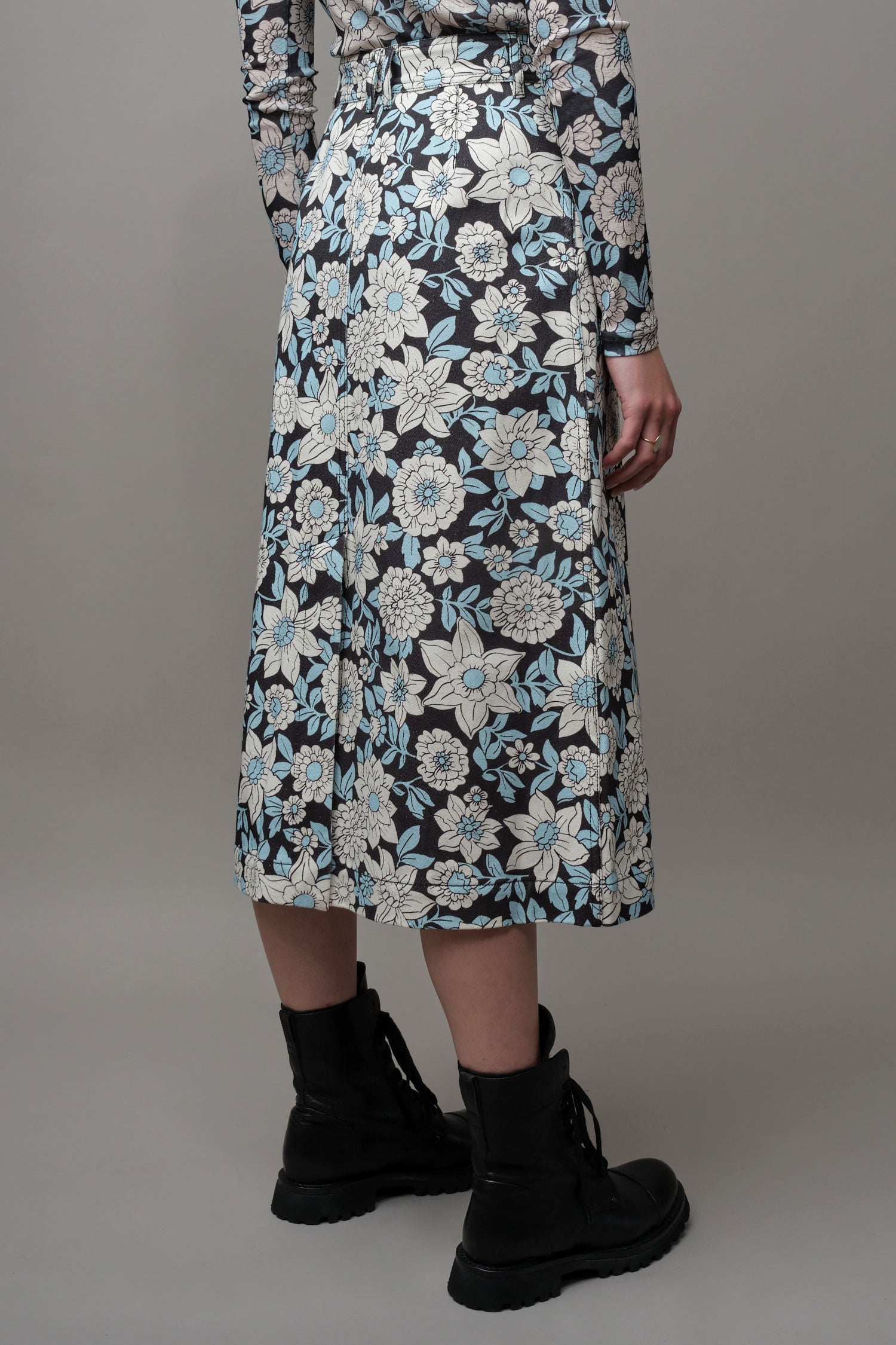 Floral Black and blue patterned A-Line Skirt