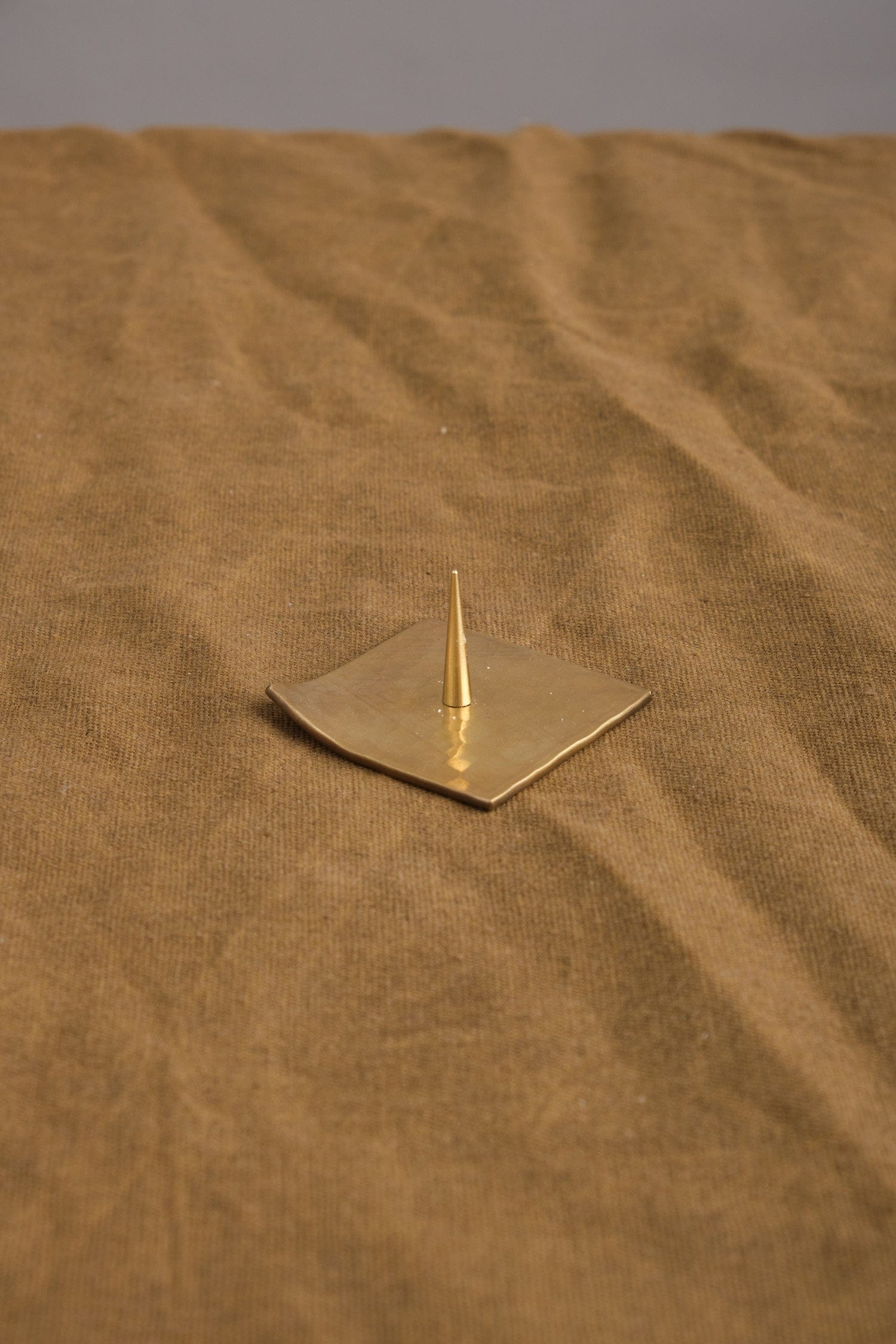 Daiyo Home Candle Holders Square Plate Brass Candle Stand Hammered Brass / 1.75" L X 1.75" W X 1" H