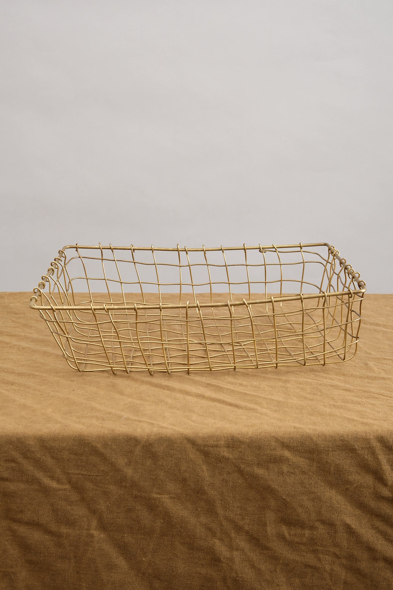  Low Brass Basket Fog Linen Work