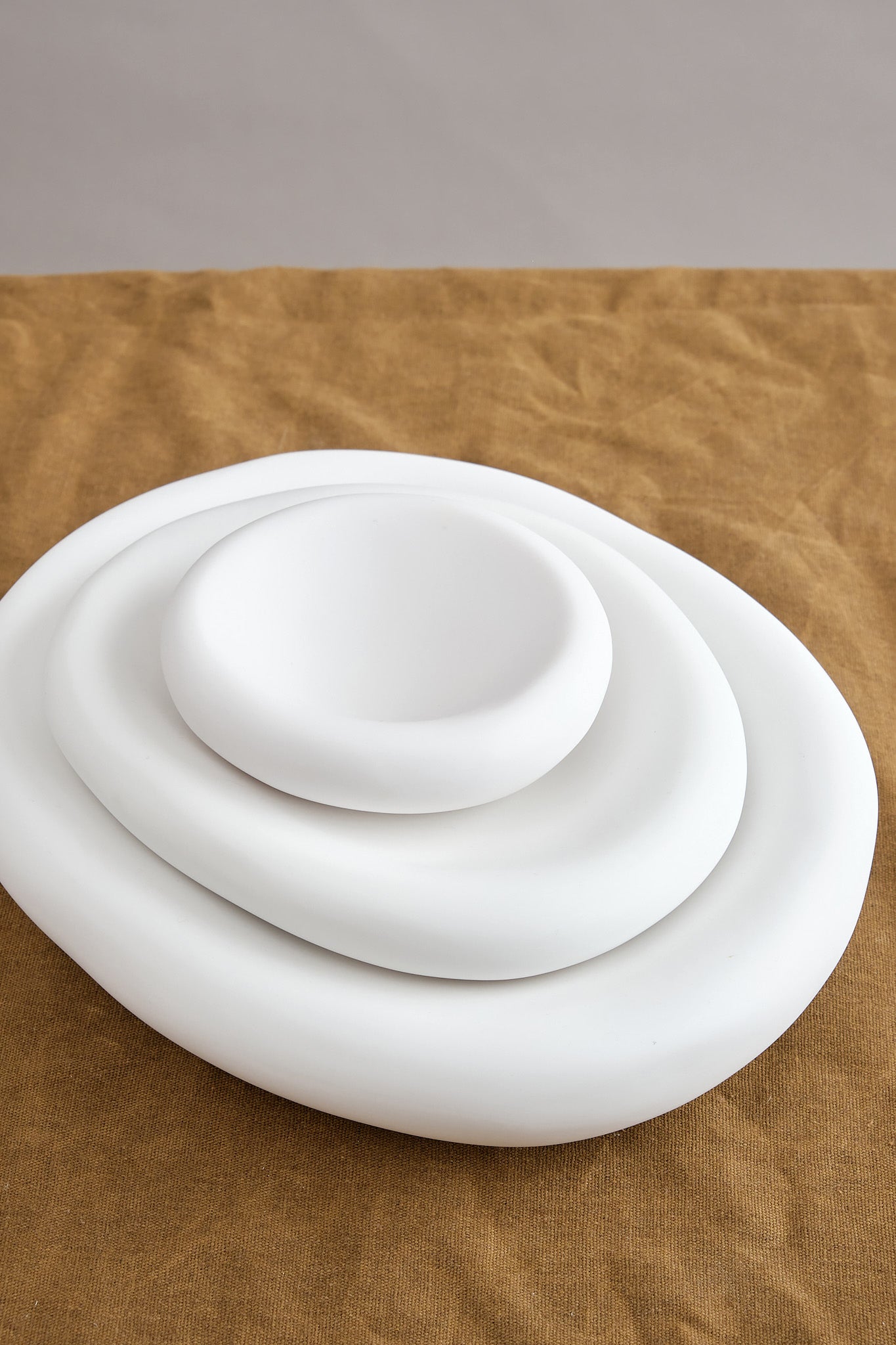 Tina Frey Designs Large Amoeba Bowl in white