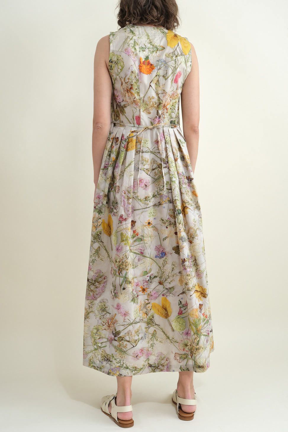 Sleeveless Dress in Print F Pressed Flowers