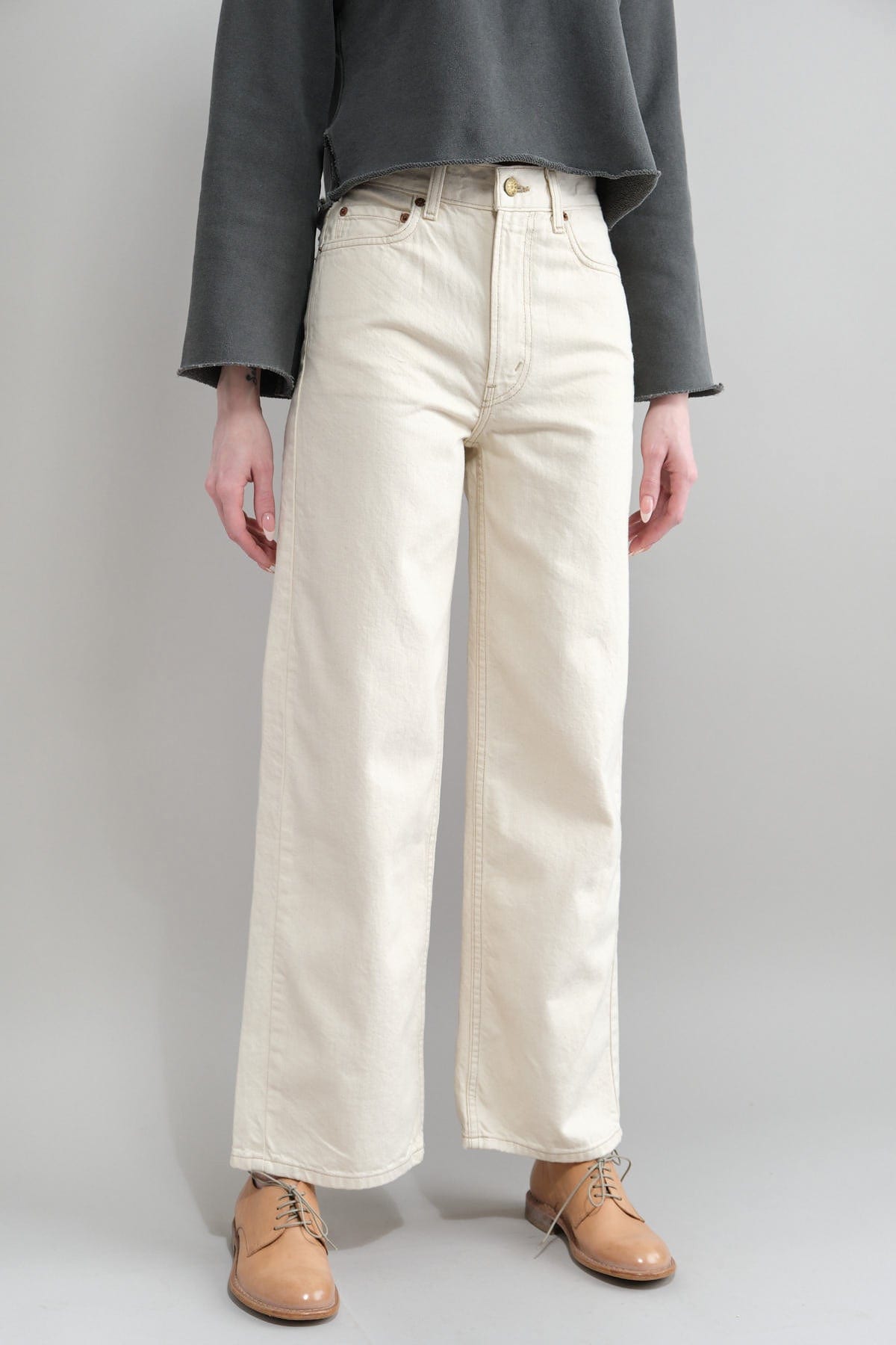 Front of Elissa Jean in Clair Rinse
