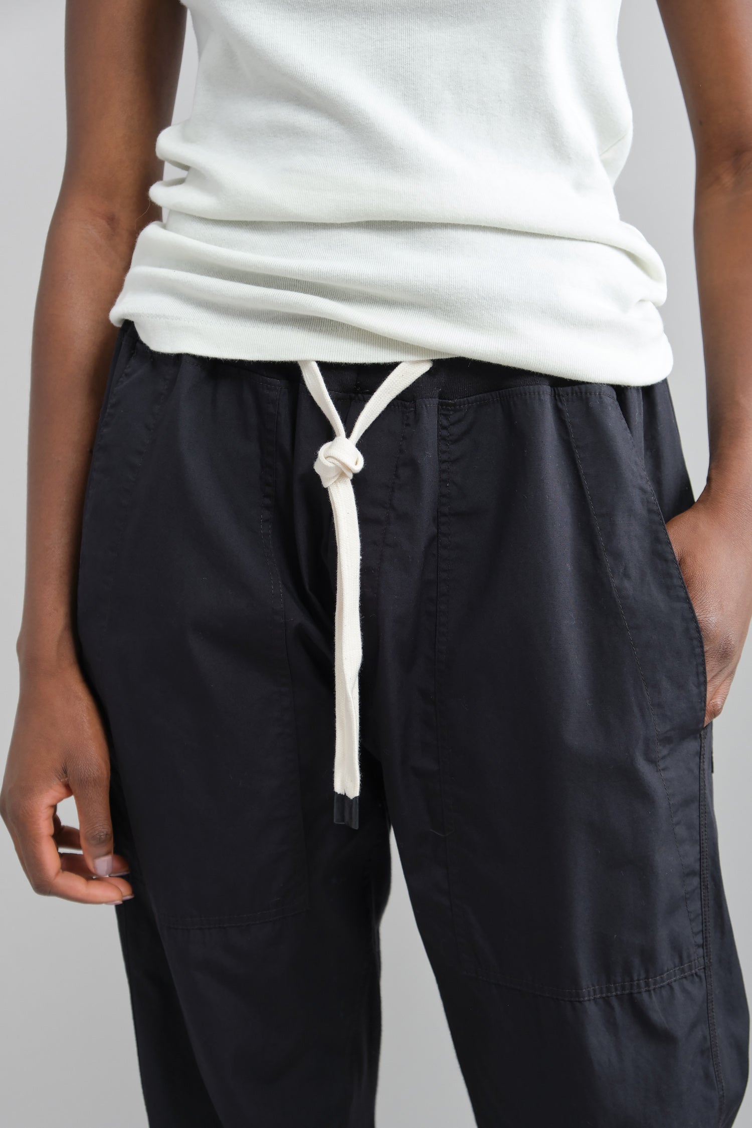 Front detailing on Slim Utility Cotton Pant