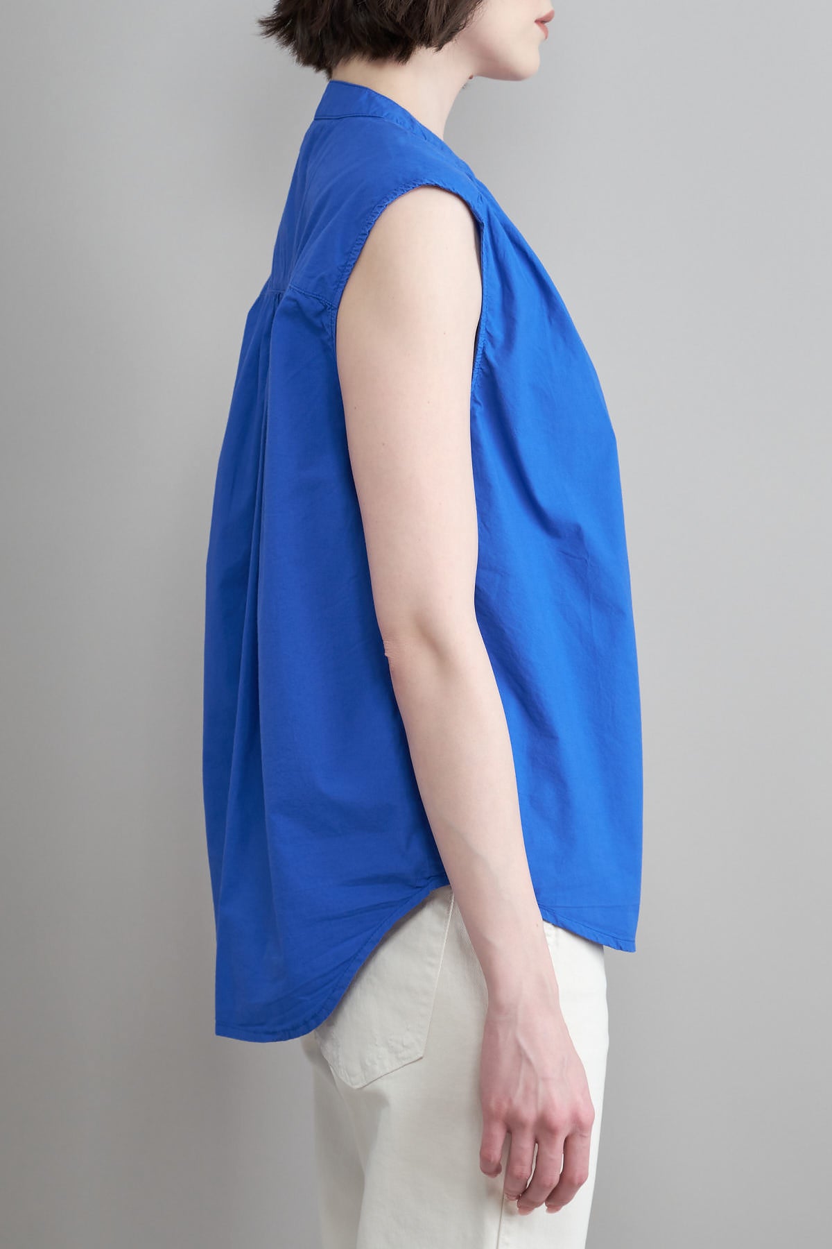 Side of Dido Blouse in Roi