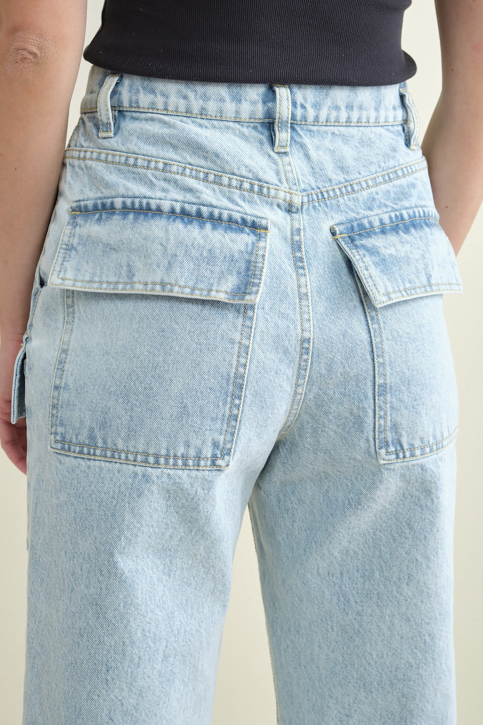 Back pockets on Paya Cropped Denim Trousers