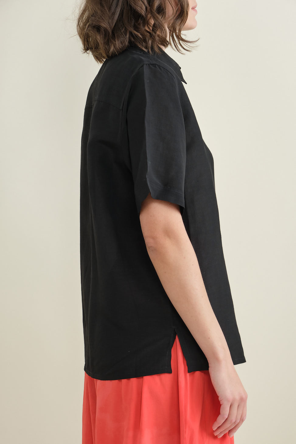 Side of Tarusi Short Sleeve Shirt in Black
