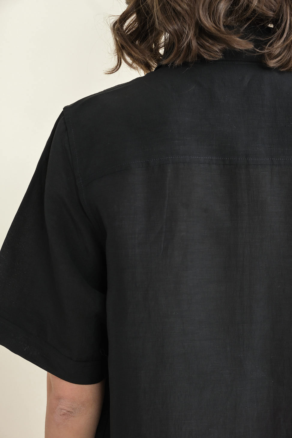 Back detailing on Tarusi Short Sleeve Shirt in Black