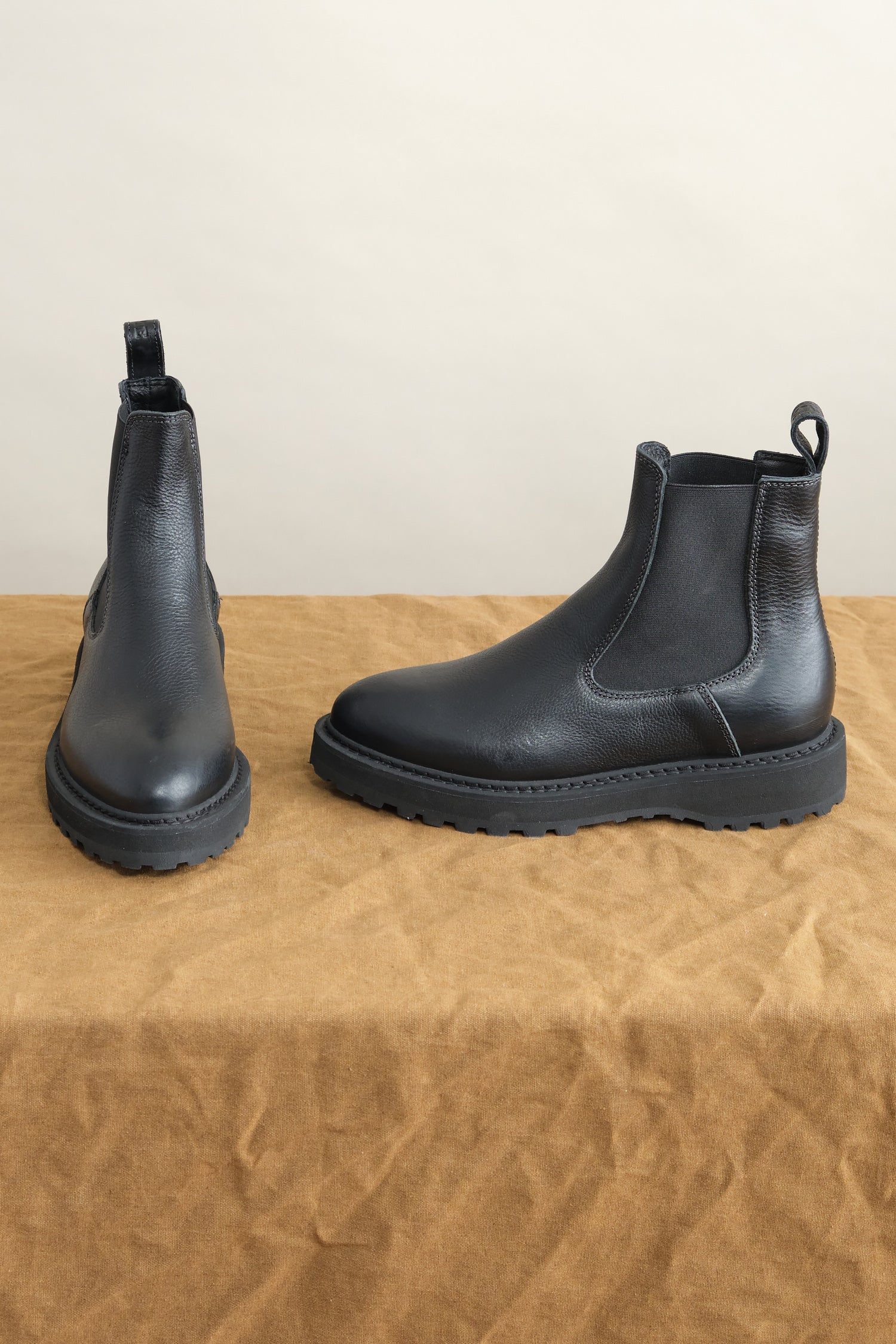 Side of Alberone Boot in Black Leather