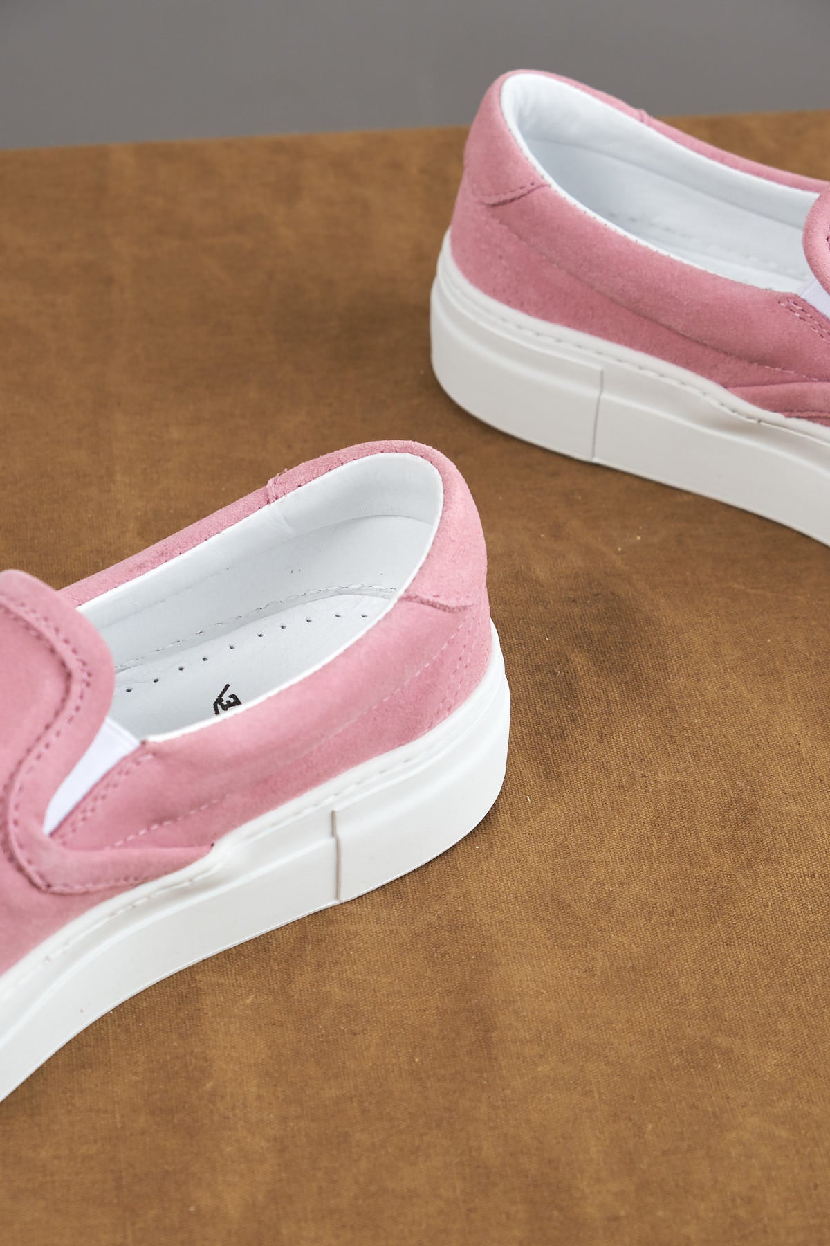 Heel on Garda Pink Platform Shoe