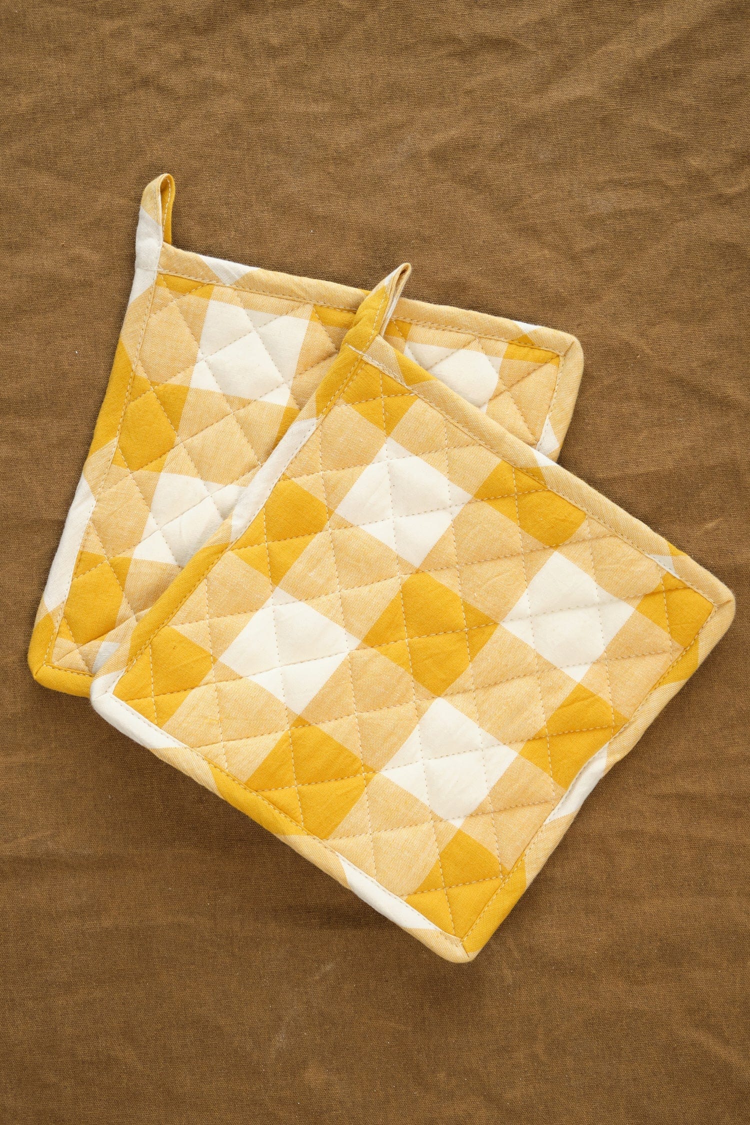 Farmer's Gingham Potholders in yellow