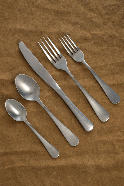 Farmhouse Pottery Woodstock 5-Piece Flatware Set – Cedar & Hyde Mercantile