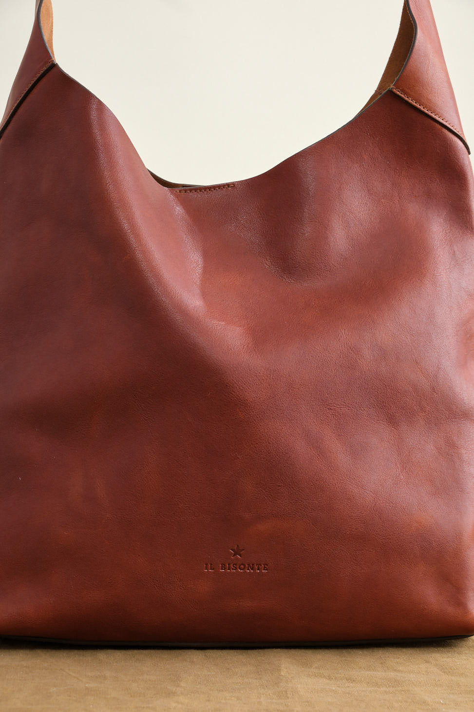 Close up of Achillea Shoulder Bag in Seppia