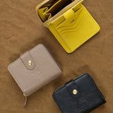 Il Bisonte Accessories Wallets Medium Classic Zip Wallet in Tortora Tortora / 4.5" W X 4" H X 1" D
