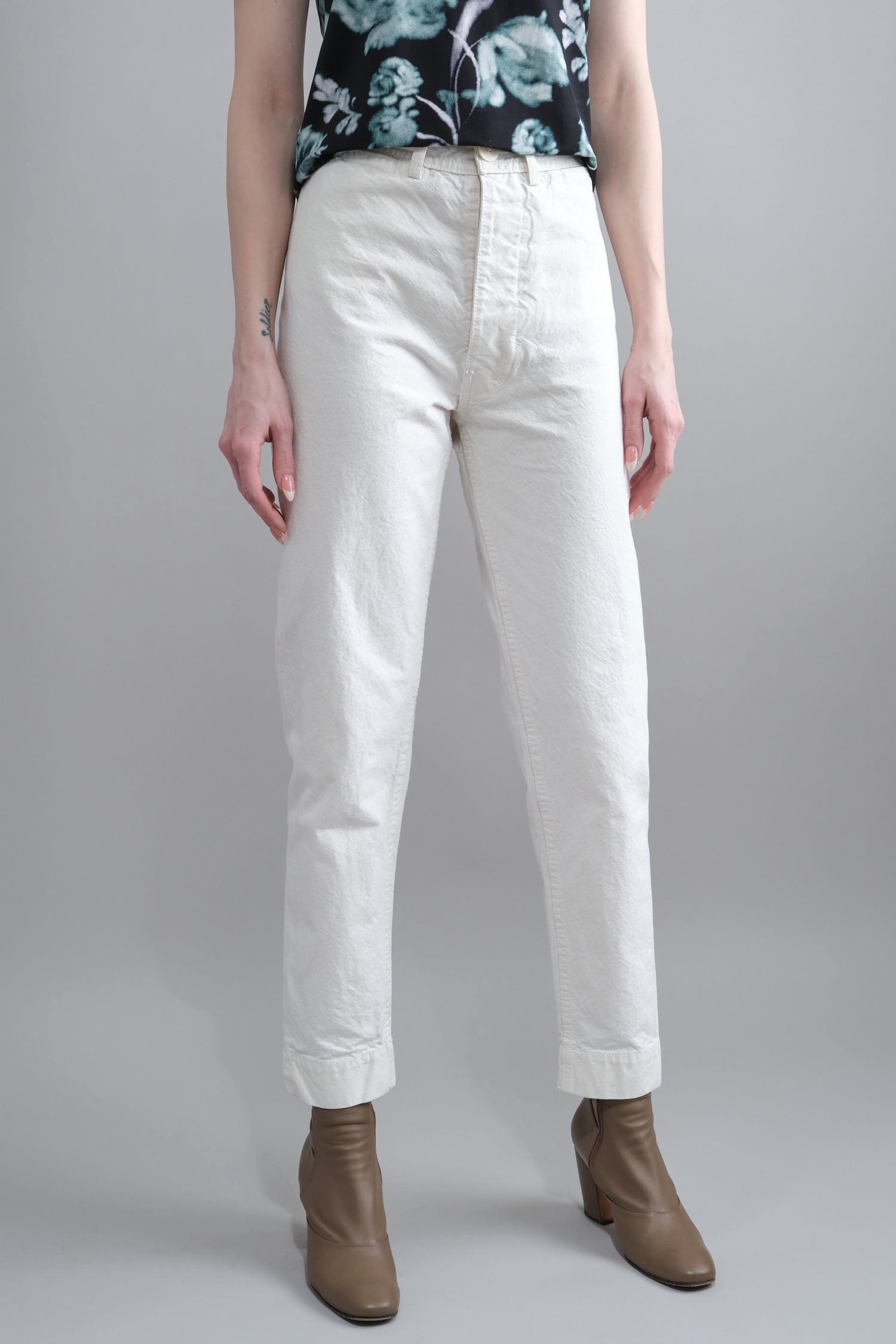 jesse kamm ranger pant tobacco Pant, Tone 34 0 FIT Lila is 58 and typically wears a size 25 in bottoms jesse kamm ranger pant tobacco