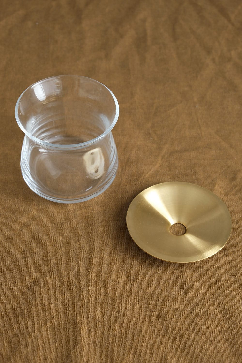Small Luna Vase in clear with plate
