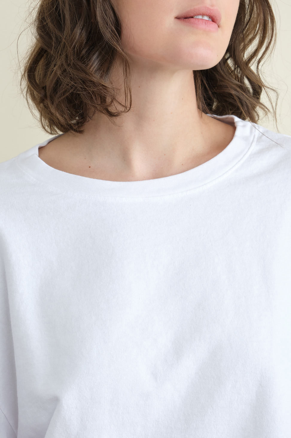Neckline on Lu Sweatshirt in White