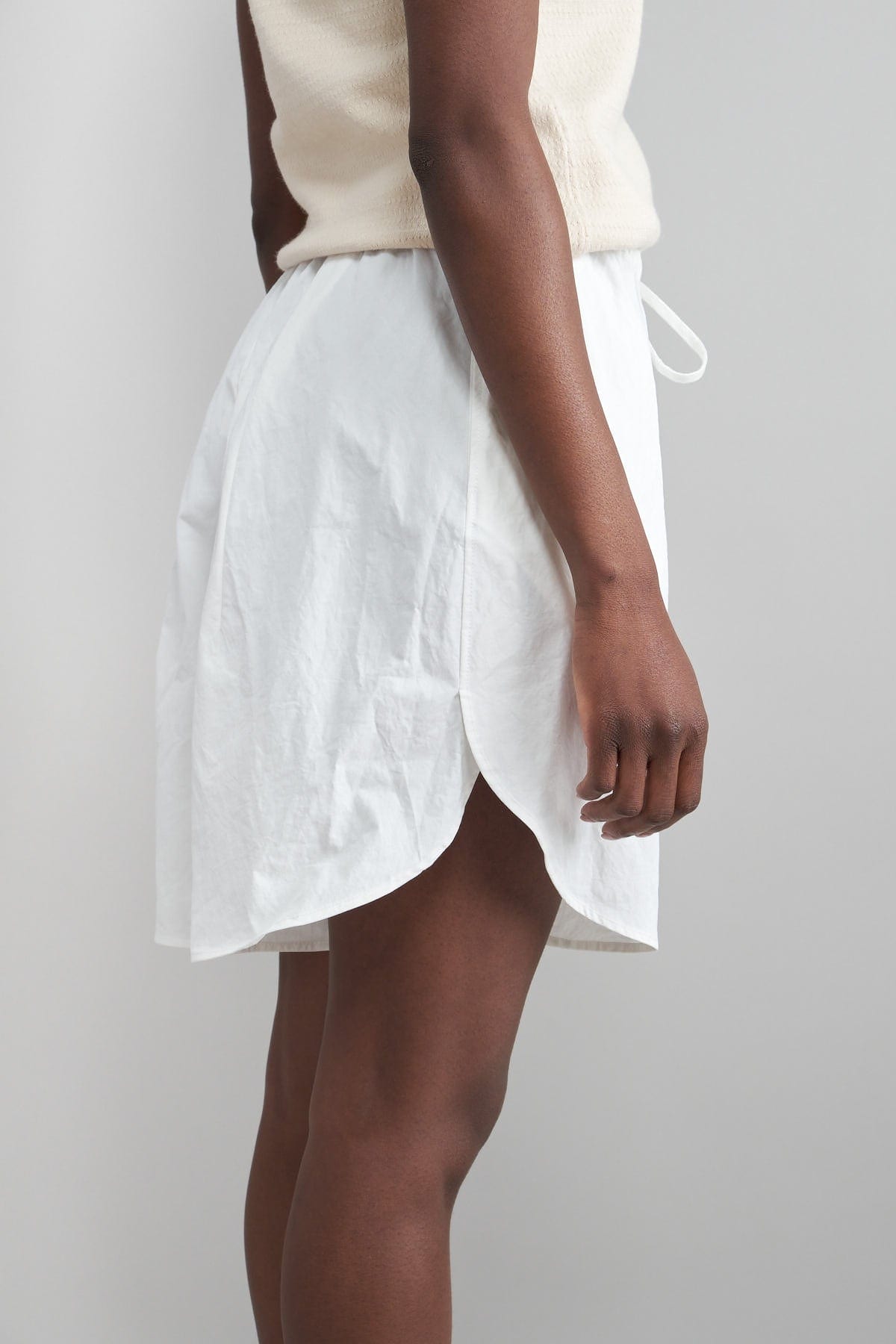 Side of Wind Shorts in White