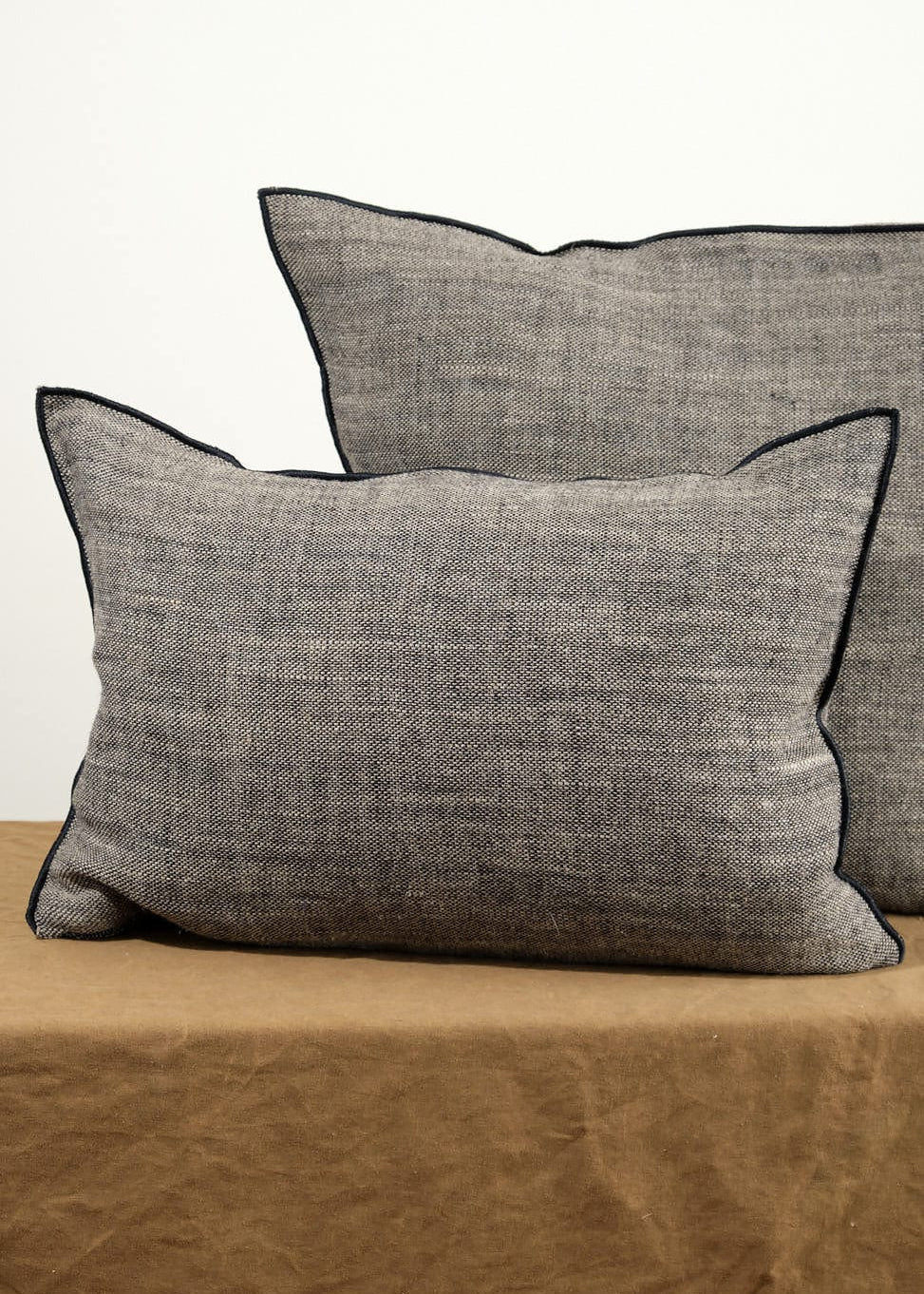 Maison De Vacances Home Pillows 16" X 24" Chinee Canvas Rustique Cushion Naturel/Noir / 16" X 24"