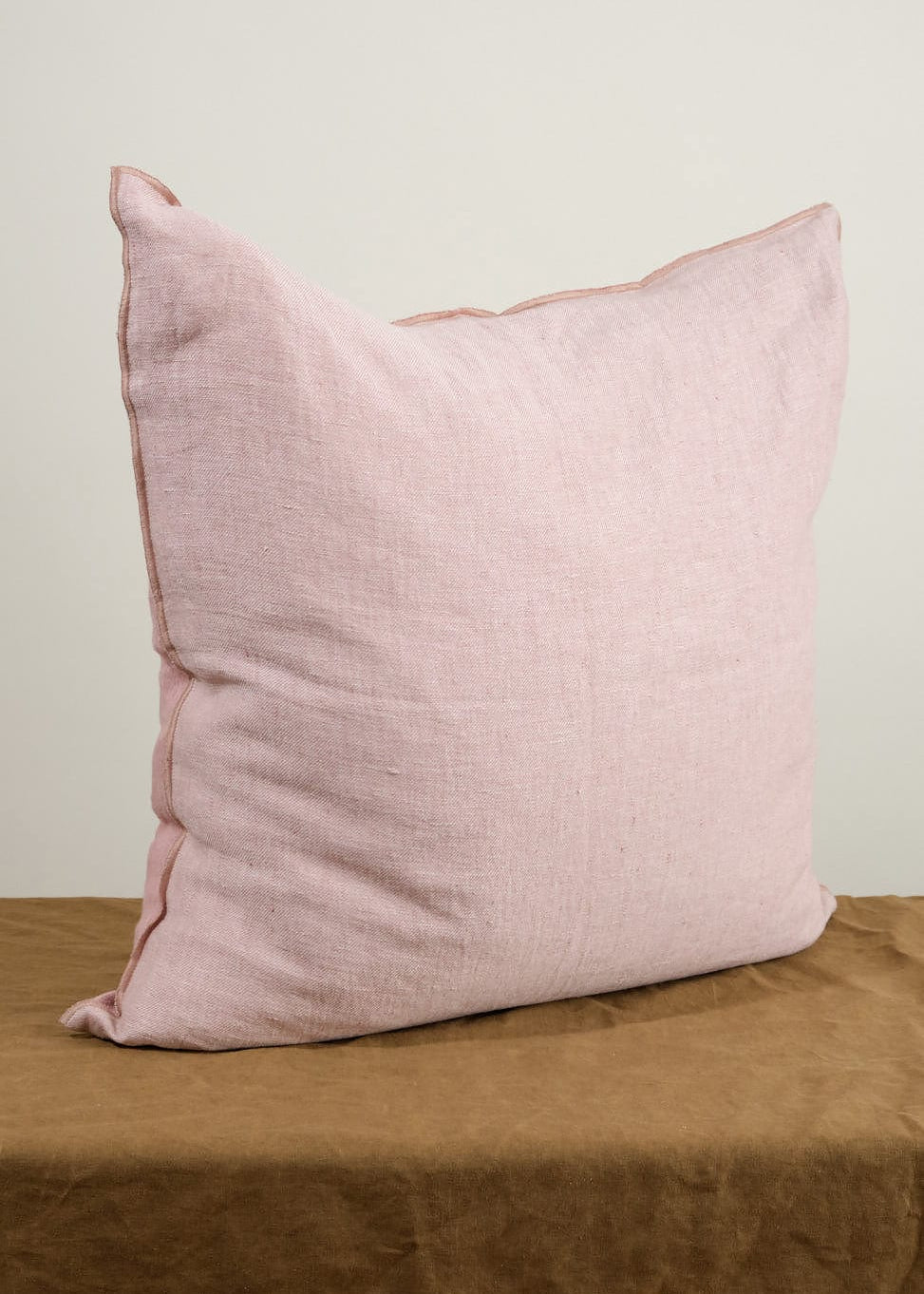 Maison De Vacances Home Pillows 26" X 26" Crumpled Washed Linen Vice Versa Cushion in Bois de Rose Bois de Rose/Givre / 26" X 26"