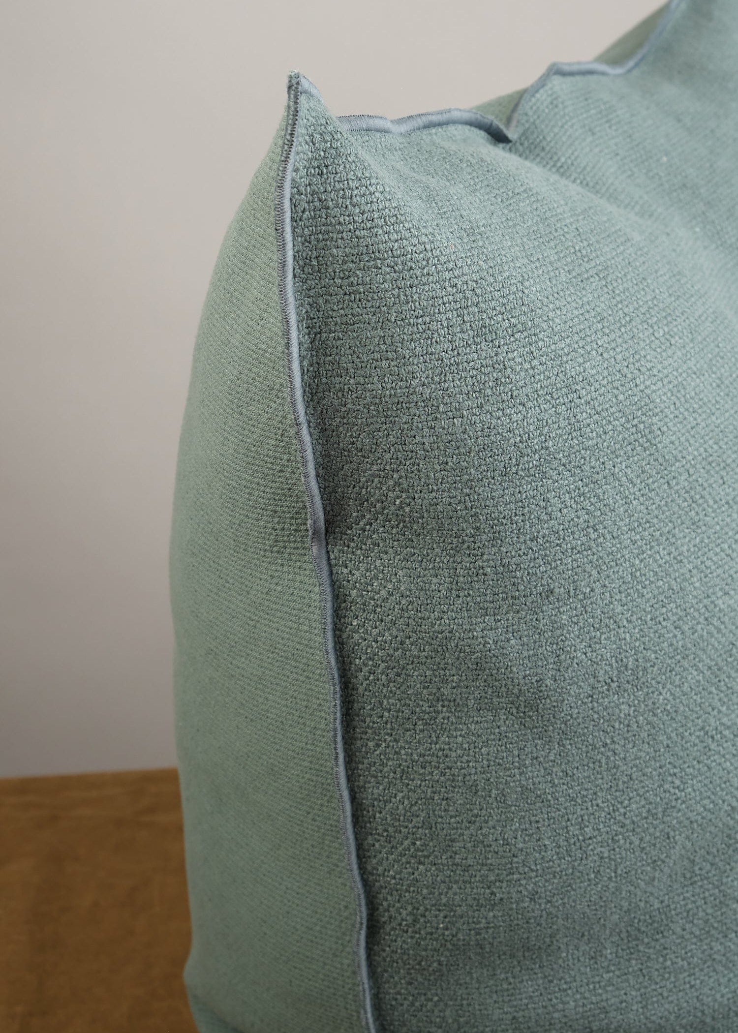 Maison De Vacances Home Pillows 26" X 26" Vice Versa Cushion in Canard Canard / 26" X 26"