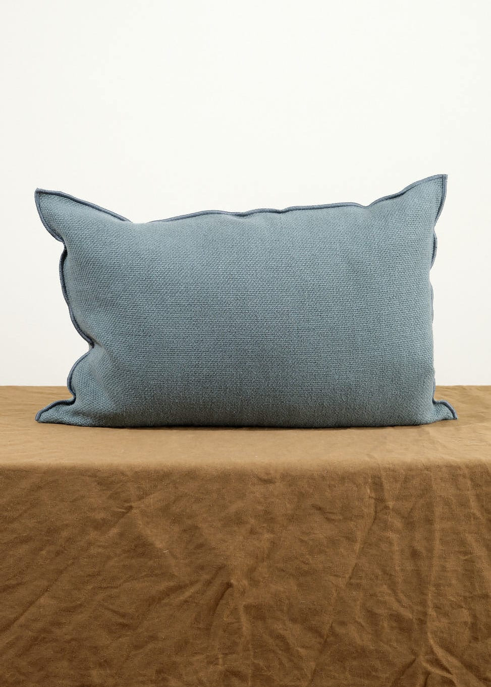 Maison De Vacances Home Pillows 16" X 24" Canvas Vice Versa Cushion in Canard Canard / 16" X 24"