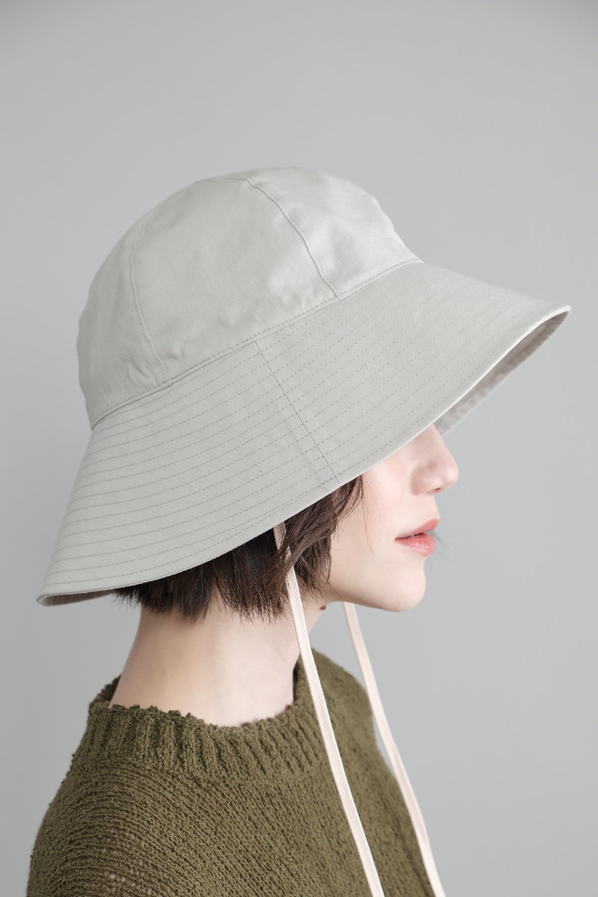 Side of Ripstop Garden Hat in Light Grey