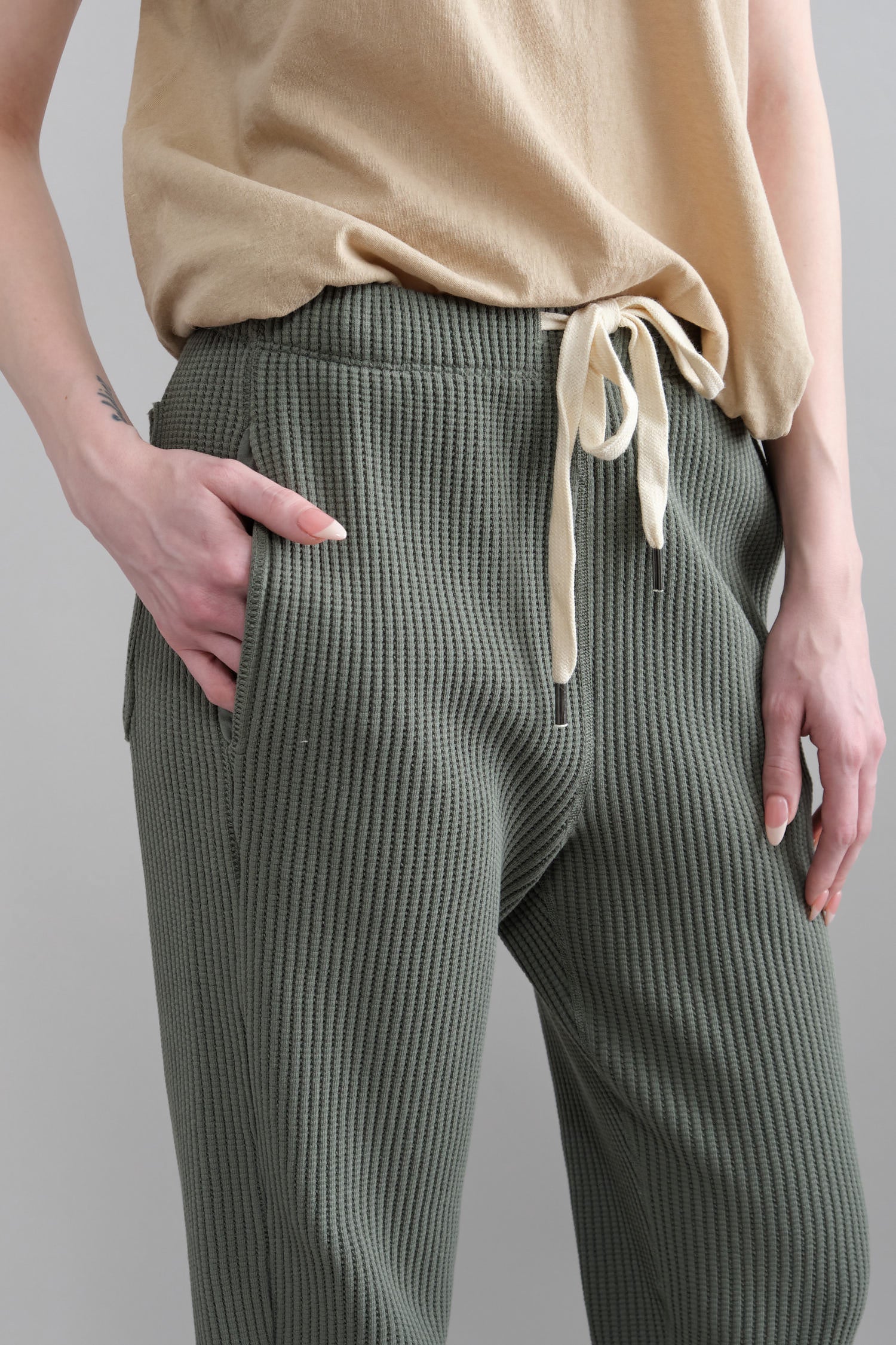 Pocket and drawstring on Isabel Old School Joggers