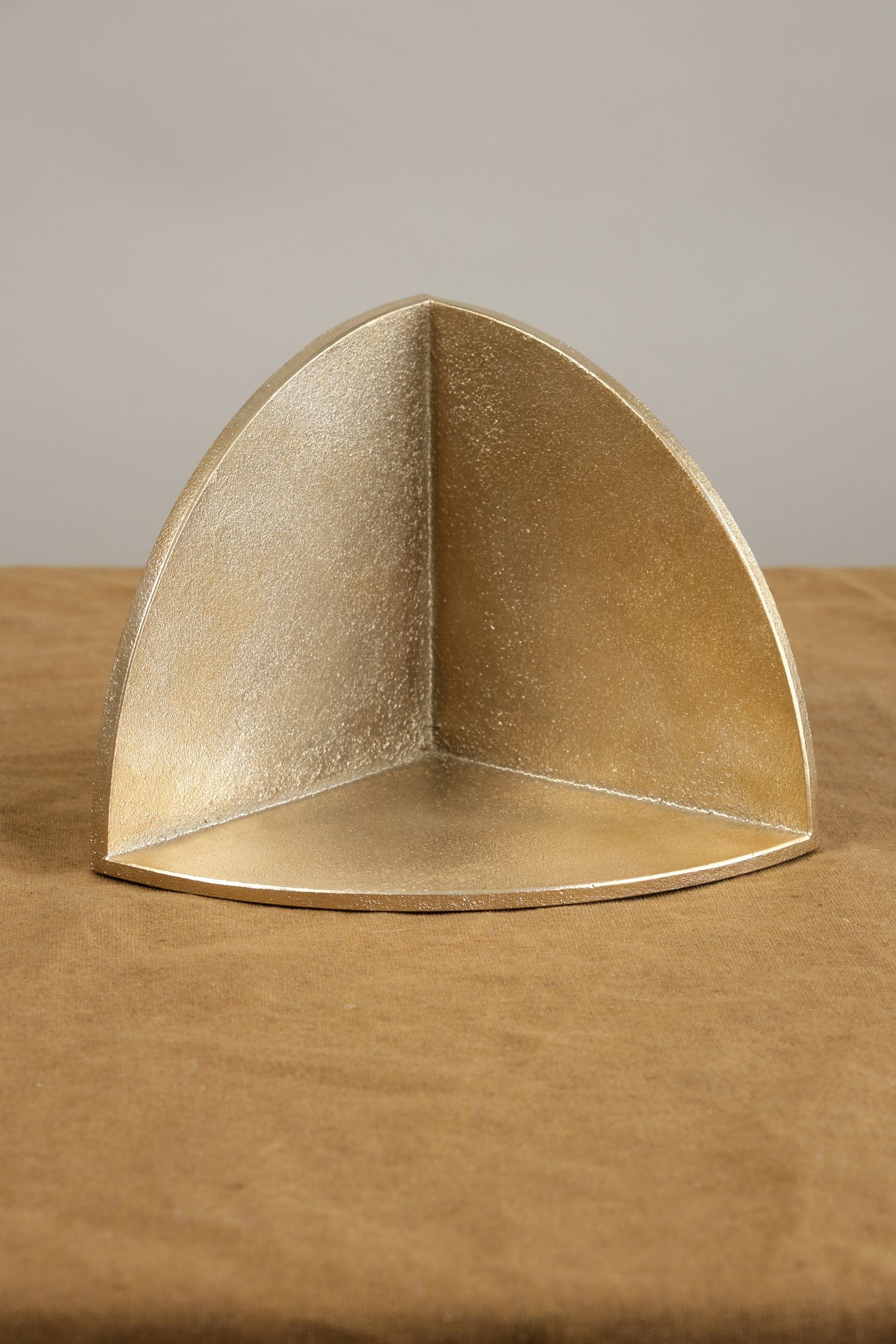 S/N Home Objects Brass Bookend Brass / 4.75" W X 4.75" D X 4.75" H