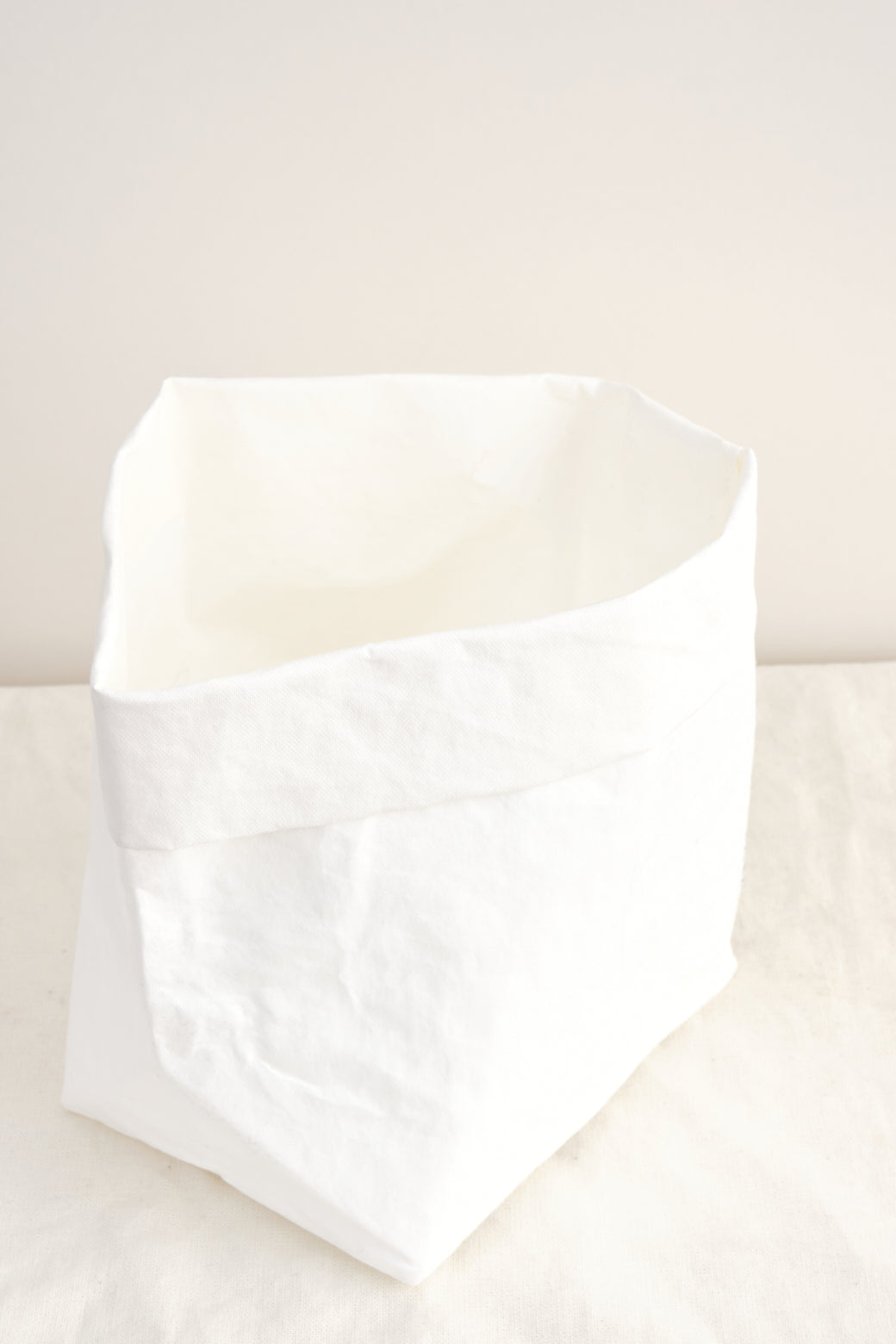 Uashmama White Paper Bag