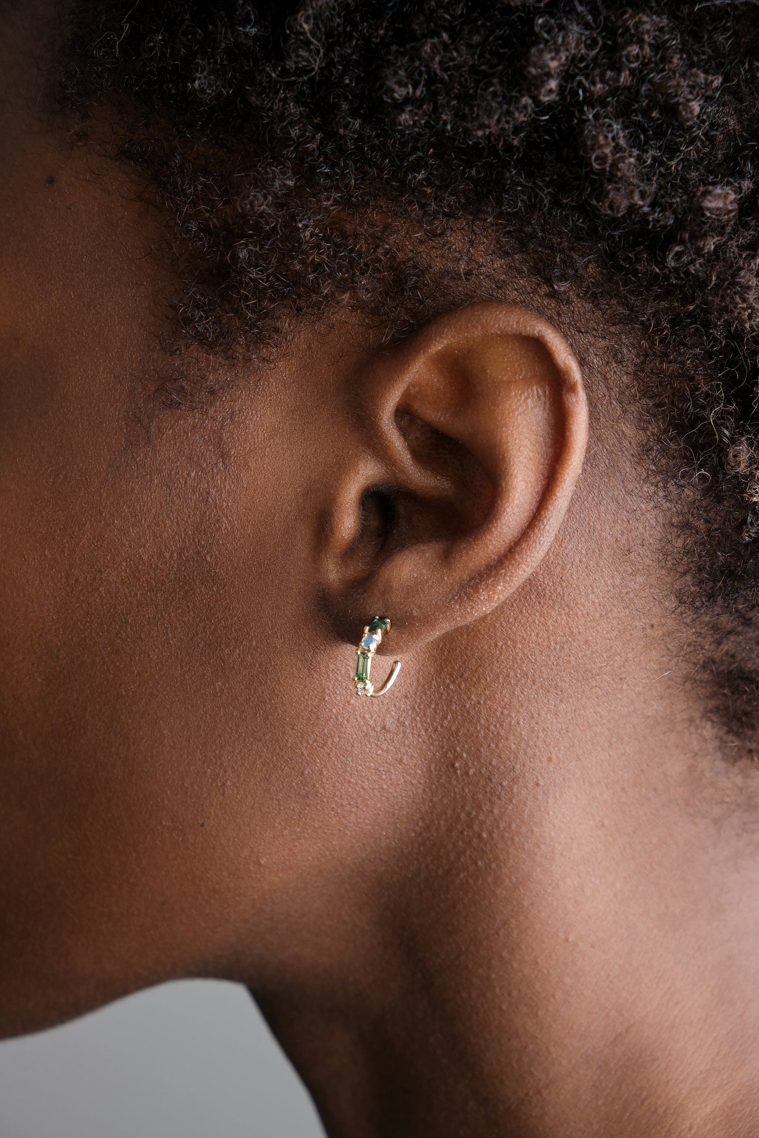 WWAKE Jewelry Earrings Pillar Hoop Earrings Green Tourmaline / Pair